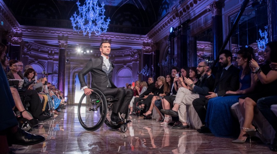 2018 sfilata Modelle e Rotelle