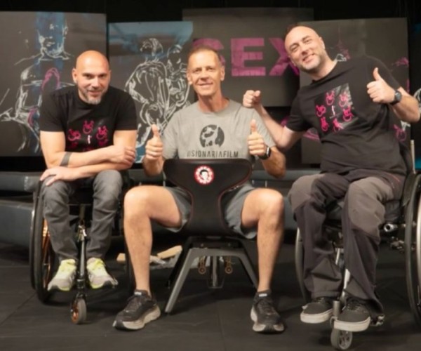 swing-personalizzata-per-rocco-siffredi.jpg