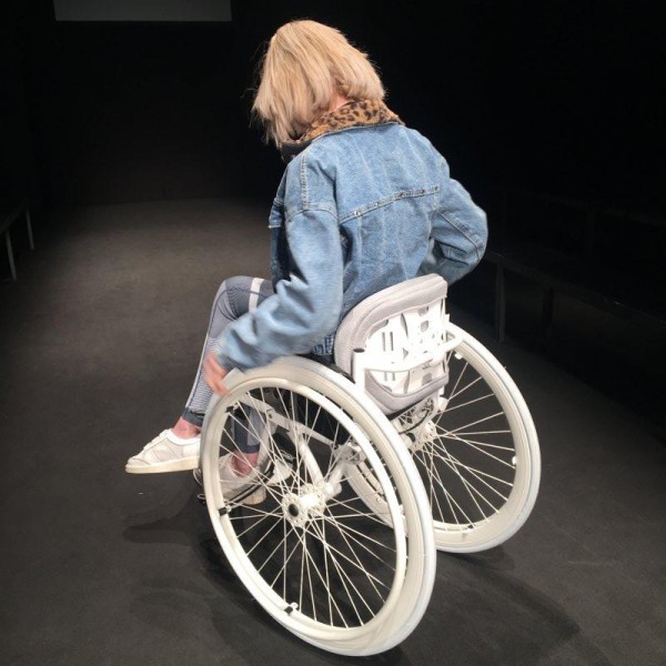 2018 sfilata Modelle e Rotelle